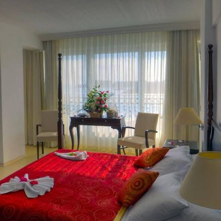 Ada Beach Hotel Karavas  Exteriér fotografie