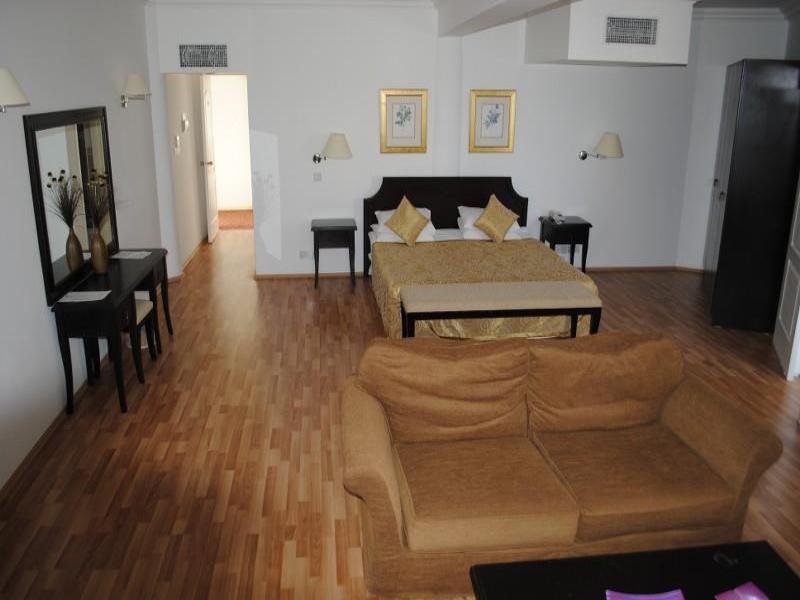 Ada Beach Hotel Karavas  Exteriér fotografie