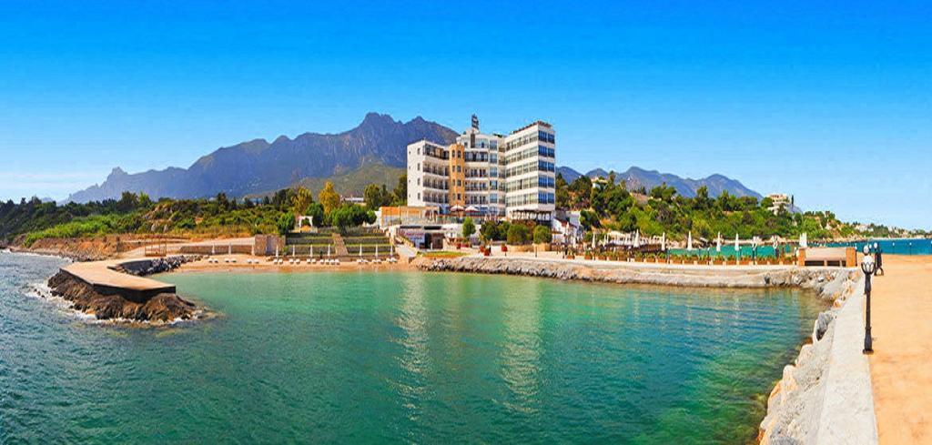 Ada Beach Hotel Karavas  Exteriér fotografie